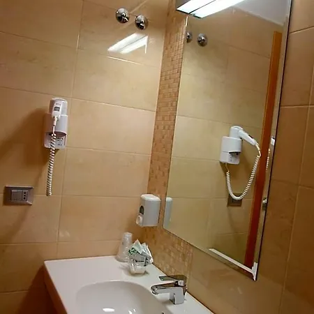 Hotel Corona Сан-Джованни-Ротондо