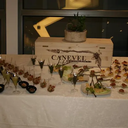 ホテル Hotel Corona サン・ジョバンニ・ロトンド