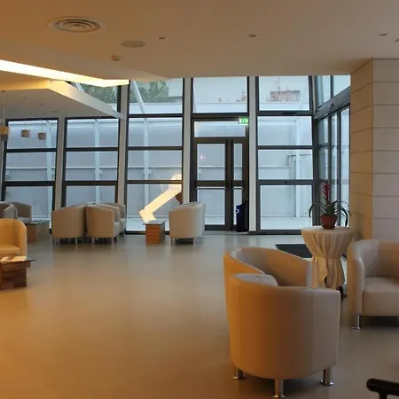 Hotel Corona Сан-Джованни-Ротондо