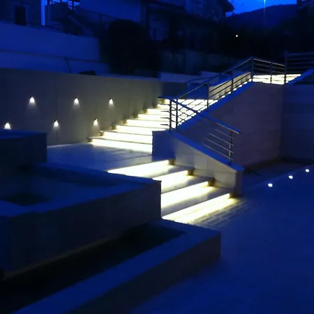 ホテル Hotel Corona 3*